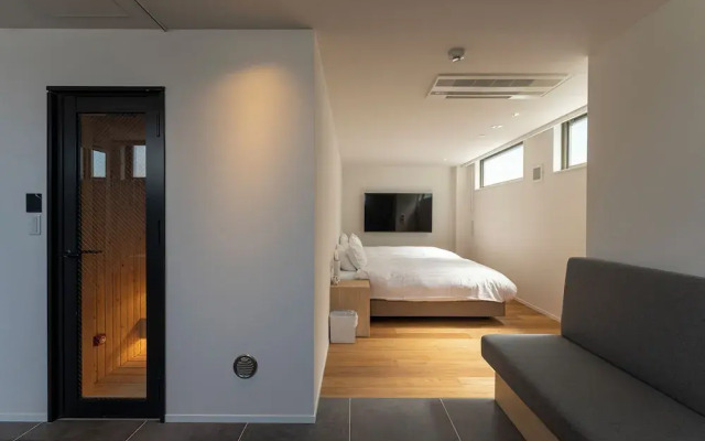 9 HOTEL Tenjin