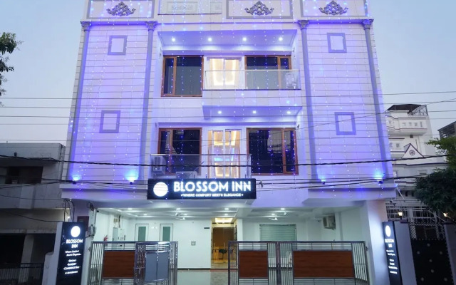 Hotel Blossom Inn