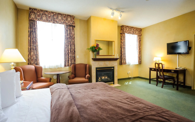 Peterborough Inn & Suites Hotel