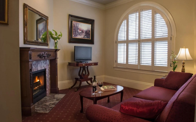 The Monterey Hotel