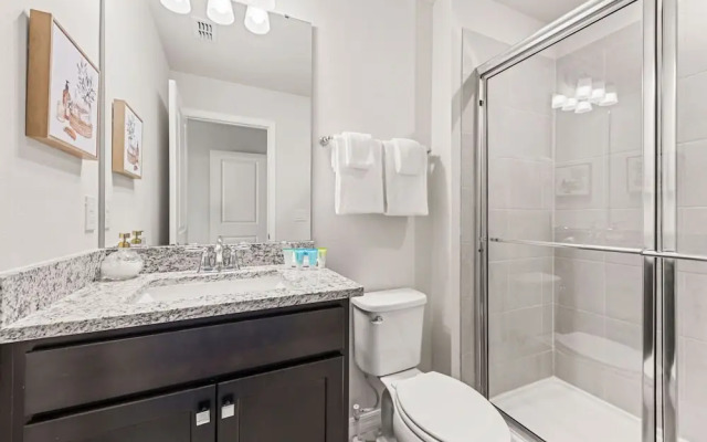 1287 Blue Paradise Way