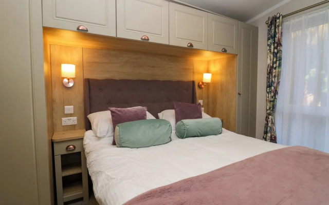 Lily Rose Lodge