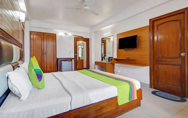 OYO 3899 Paradise Continental