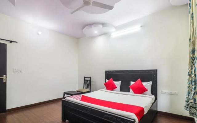 Raj Villa By OYO Rooms