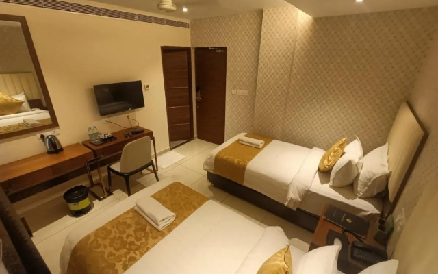 The Kings Park Grand