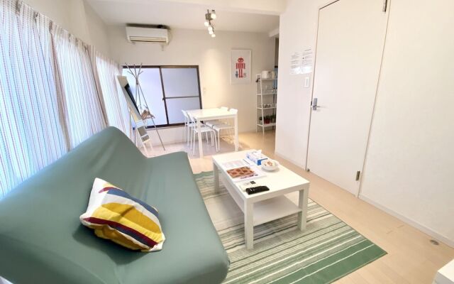 NOMAD Sakaecho House