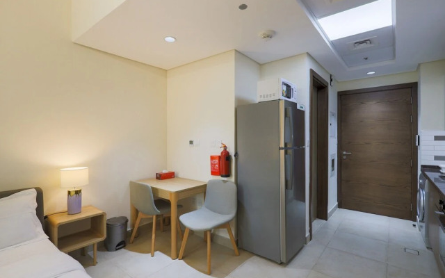 Friendly Studio Apartment With Beautiful Living