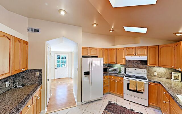 3 Santa Barbara - 3 Br Home