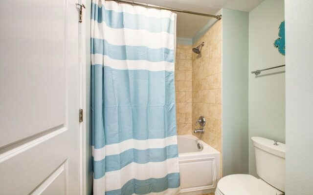 Azure 212 4 Bedroom Condo