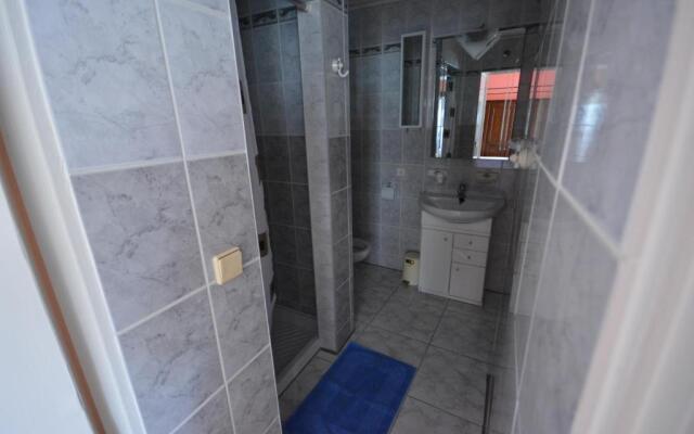 Lloret Apartments