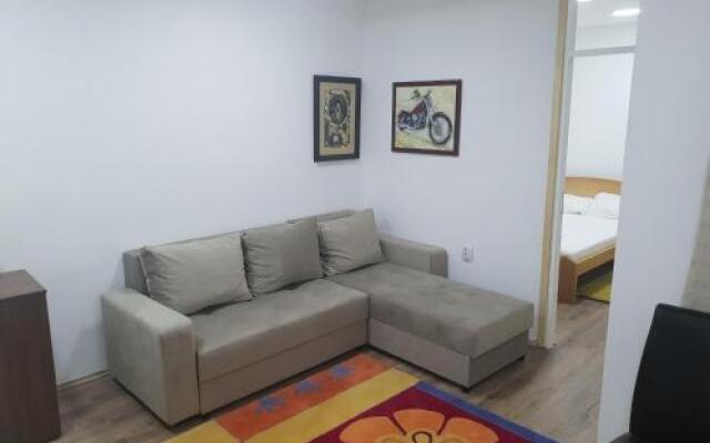 Apartments & rooms Left River