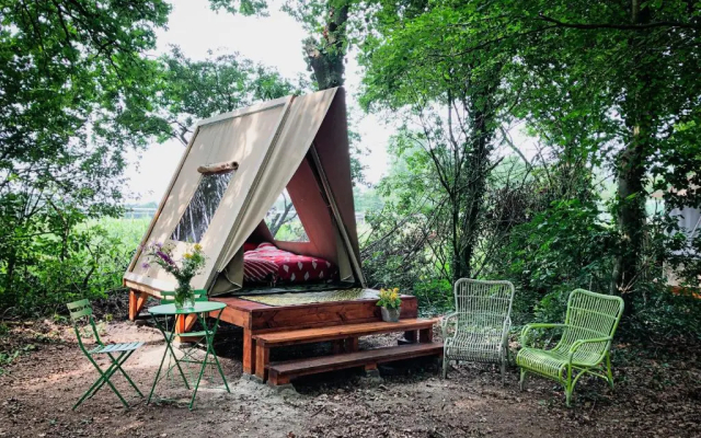 Camping De Helleborus