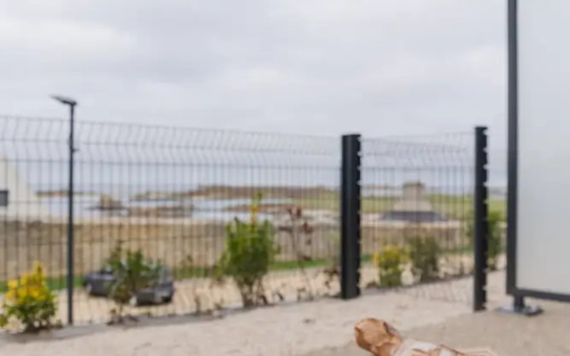 Apartment in Porspoder Near Plage du Bourg