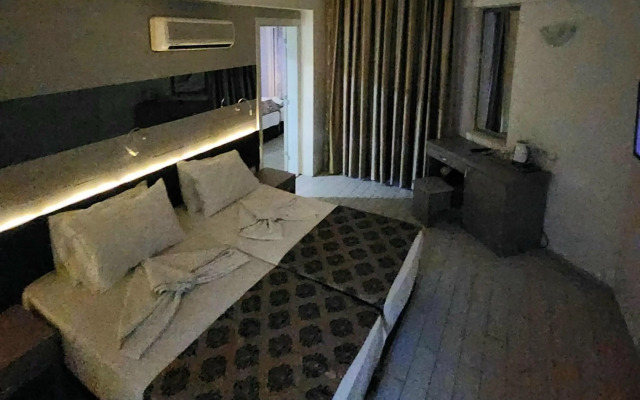 Cleopatra City Hotel