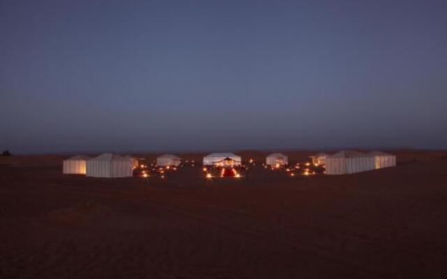 Sahara Luxury Camp