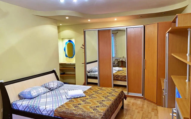 Апартаменты Байкал на улице Кирова 37