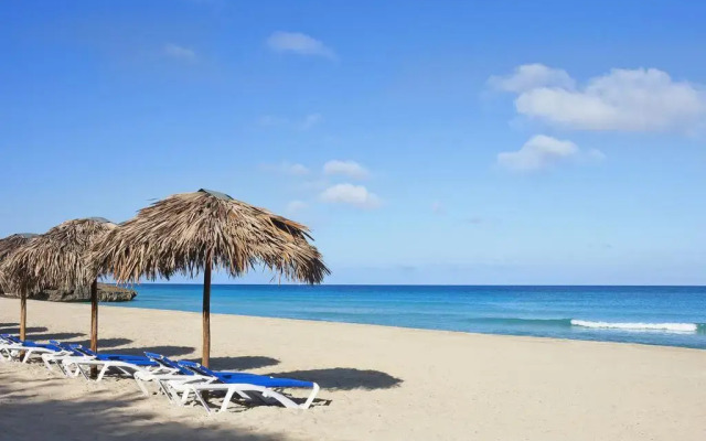 Hotel Playa Vista Azul