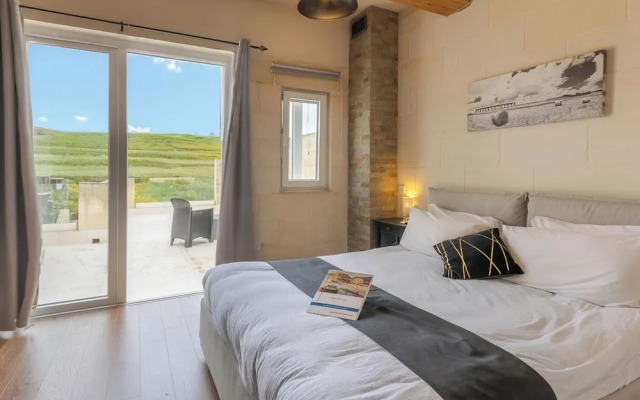 Solaris Gozitan Villa With Pool Gozo