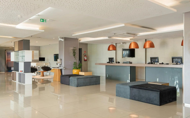 Wyndham Salvador Hangar Aeroporto Hotel