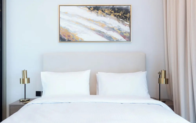 Trendy 2 Bed in Binghatti Canal