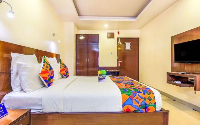 Fabhotel Royal Heritage