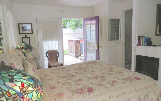 Monte Rio Cottages