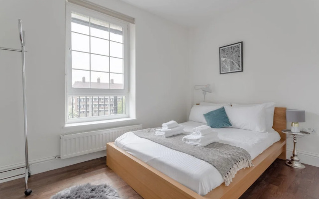 Stylish 2 Bedroom Flat With Views of The Shard