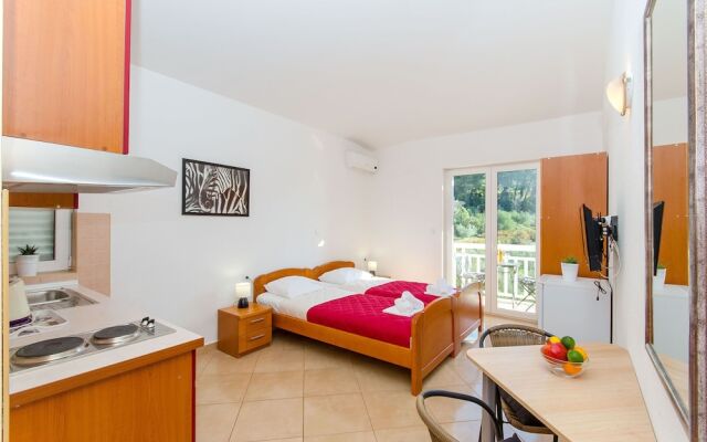 Apartments Seaview