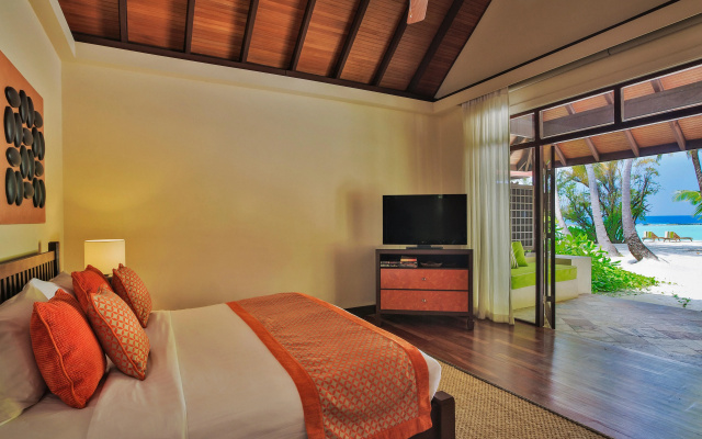 Niva Kurumba Maldives Resort - photo 2