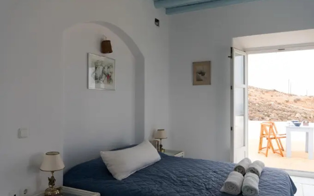 Villa Cycladic Breeze Tranquil & Private