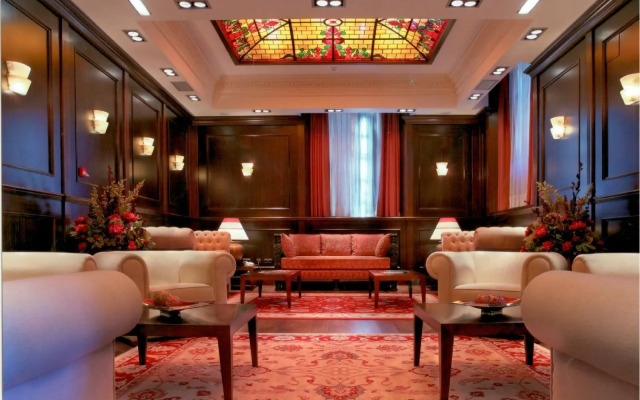 Palacio de La Magdalena Hotel