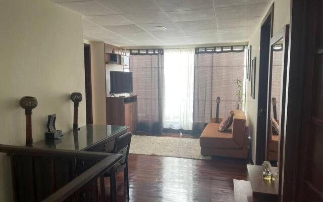 Casa 2 Pisos 100% Funcional En Cuenca Garantizado