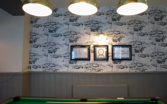 The Seale Arms