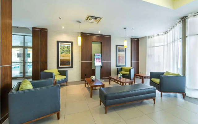 Holiday Inn Hotel & Conference Centre