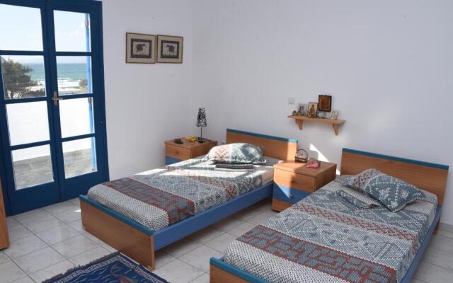 Naxos is the Way