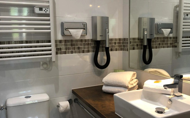 The Originals Boutique Hotel Victoria Fontainebleau