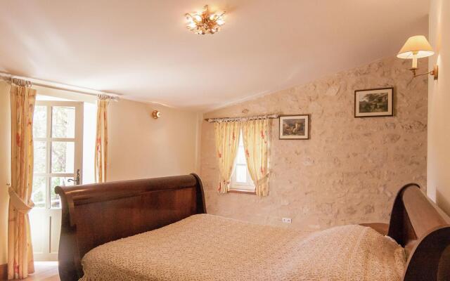 Lovely Holiday Home With Private Pool in Tournon-d'agenais