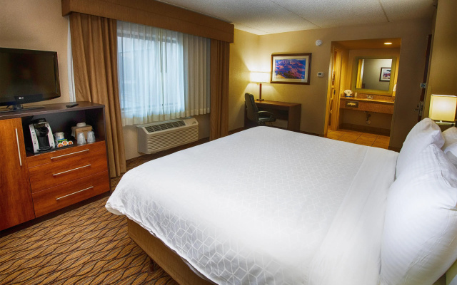Grand Canyon Hotel & Suites
