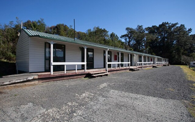 Opal Hot Springs And Holiday Park