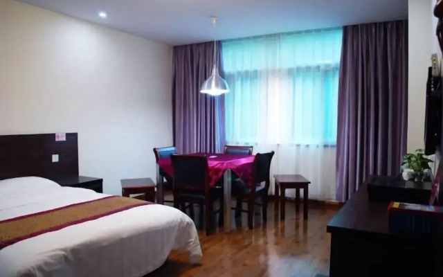 Li's Holiday Hotel (Foshan Sanshui Railway Station)