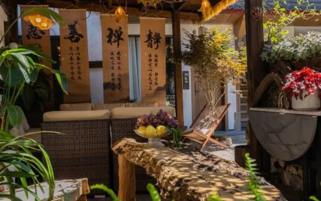 Lijiang Zifayu Designer Boutique Inn