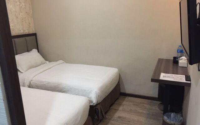Eatern Hotel