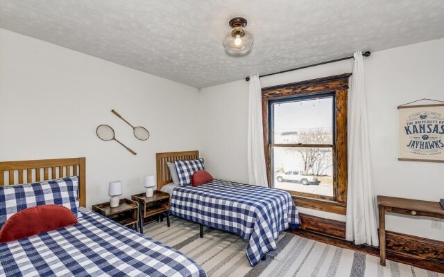 Gorgeous 5 Bedroom in Wichita KS