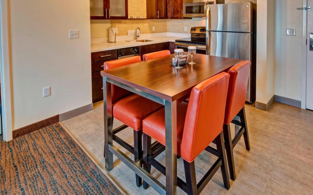 Residence Inn by Marriott Kansas City Downtown/ Convention