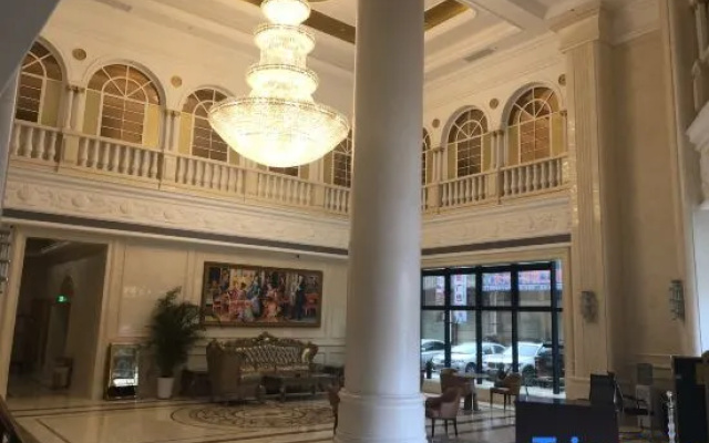 Vienna Hotel (Qingyuan Yingde Yicui Plaza)