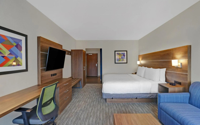 Holiday Inn Express Kingston West by IHG