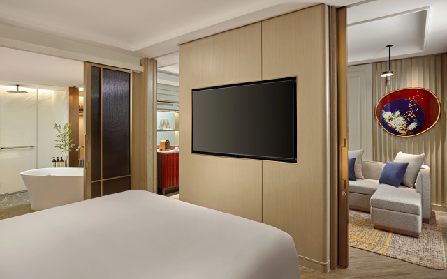 Fairmont Hanoi – Guest Rooms – Hanoi