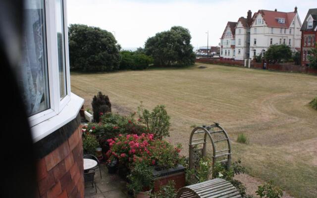 Barons Court