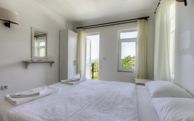 Hideaway Hotel