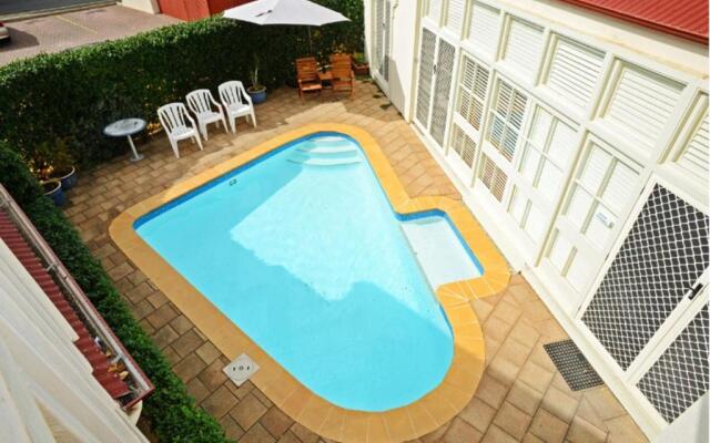 Hi 5 Luxury Holiday Apartments